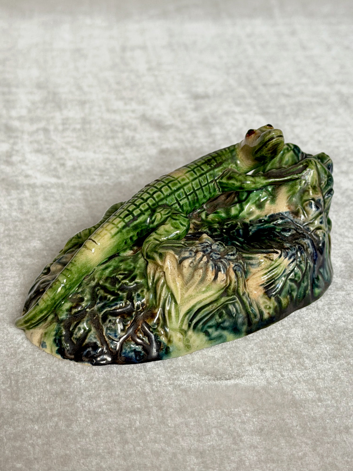 Crocodile Palissy Majolica Figurine