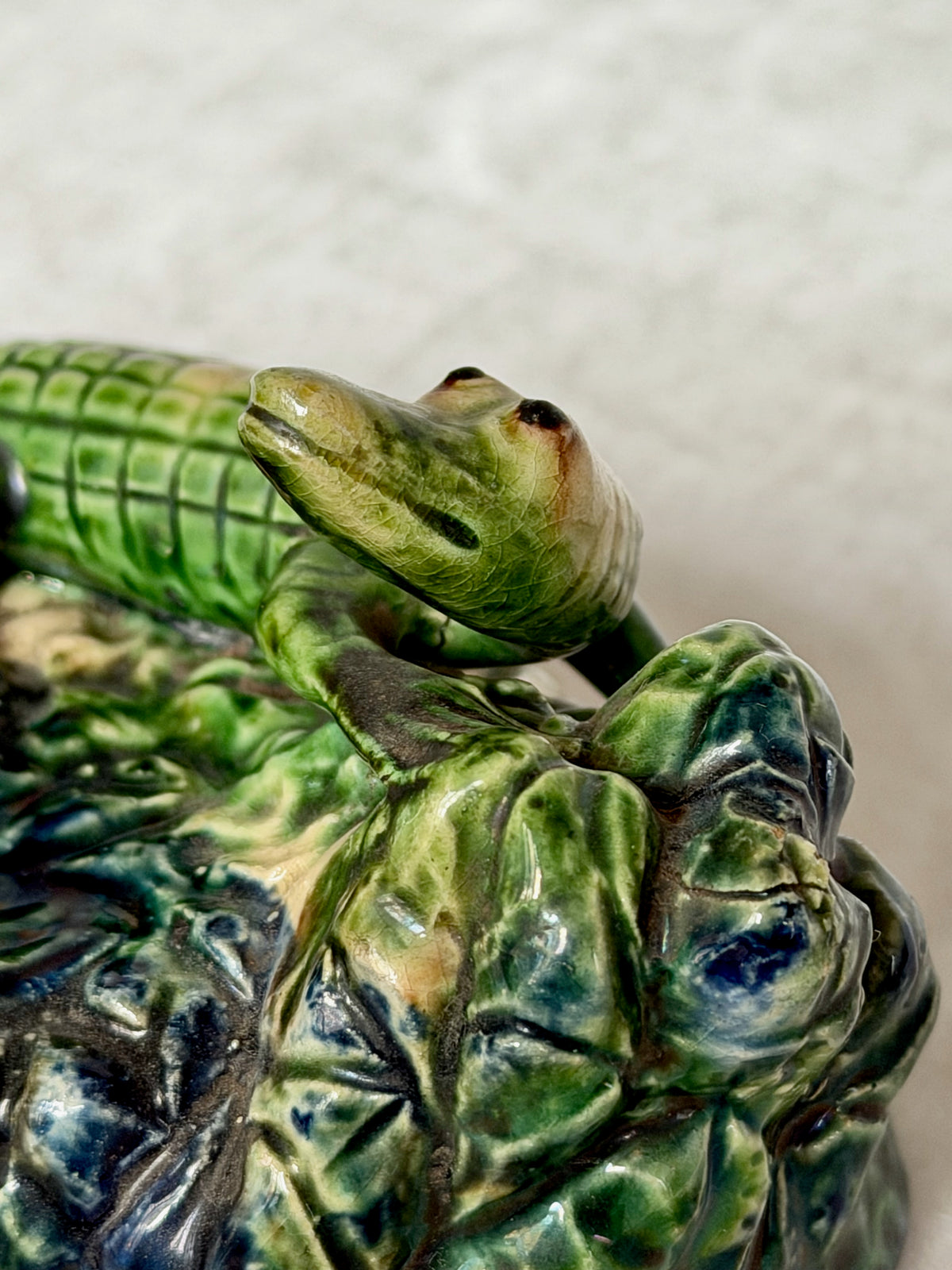 Crocodile Palissy Majolica Figurine